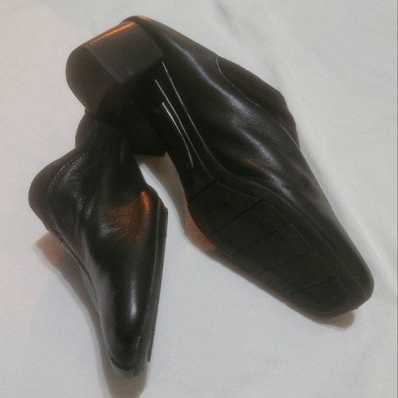 Liz Claiborne Women's Black Upper Leather mules slip on size 7 M - Picture 4 of 9